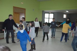 ENCUENTRO DE NIÑOS Y JÓVENES EN VENIALBO