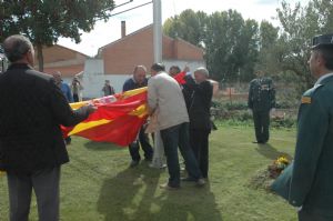 FIESTA NACIONAL 12 DE OCTUBRE CON IZADO DE BANDERA