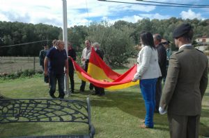 FIESTA NACIONAL 12 DE OCTUBRE CON IZADO DE BANDERA