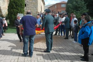 FIESTA NACIONAL 12 DE OCTUBRE CON IZADO DE BANDERA
