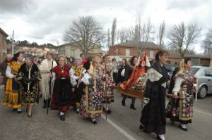 FIESTA EN HONOR DE SANTA ÁGUEDA EN VENIALBO 2017