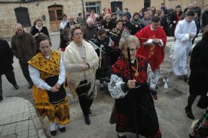 FIESTA EN HONOR DE SANTA ÁGUEDA EN VENIALBO 2017