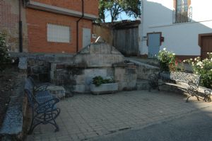 Restauración Fuente Los Caños