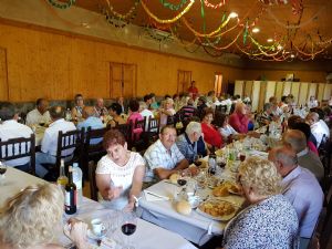 LA ASOCIACIÓN DE JUBILADOS SAN BENITO CELEBRA SU FIESTA ANUAL EN HONOR DE SAN JOAQUIN Y SANTA ANA