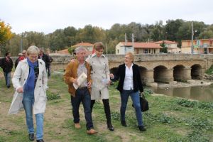 LA SUBDELEGADA DEL GOBIERNO VISITA VENIALBO.